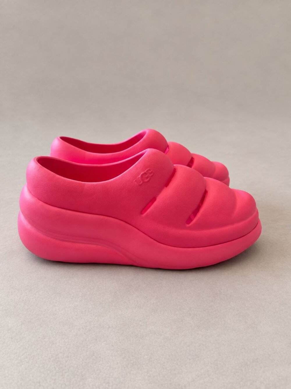UGG Sport Yeah Clogs in Taffy Pink Size 9 Women Waterproof